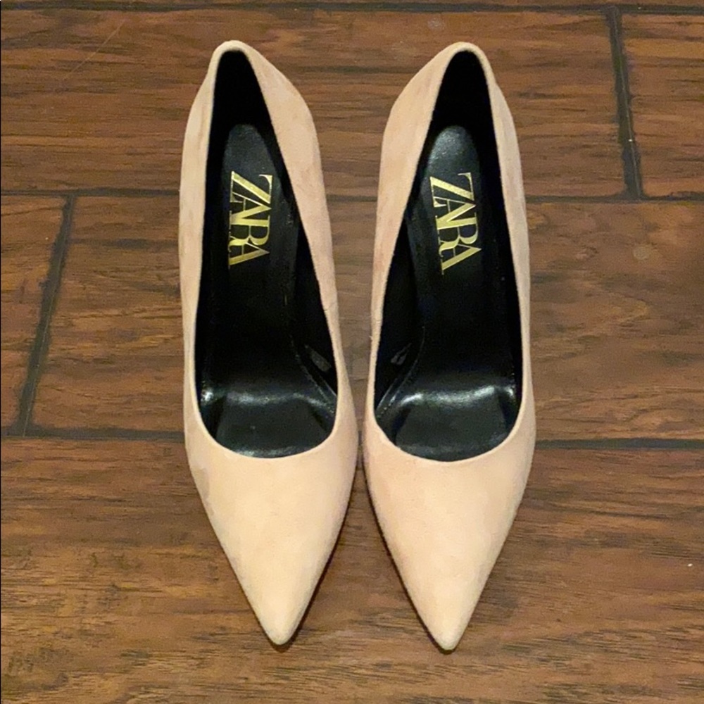 Brand New Zara Faux Suede Blush Color Heel Size 38